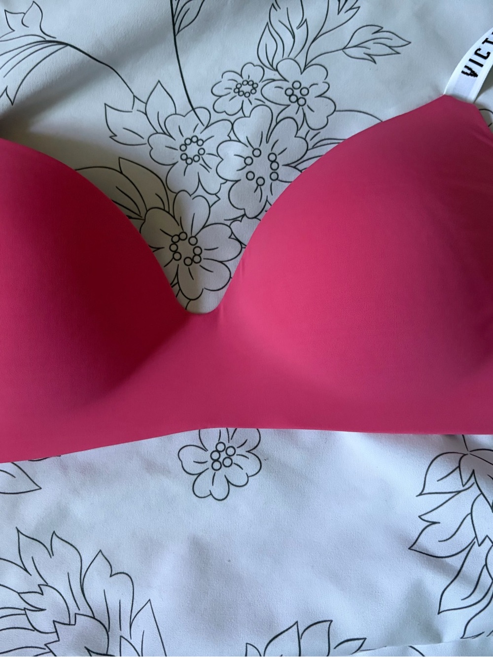 Victoria's Secret Pink Smooth Molded Bra - Bright Pink - Picture 3 of 5